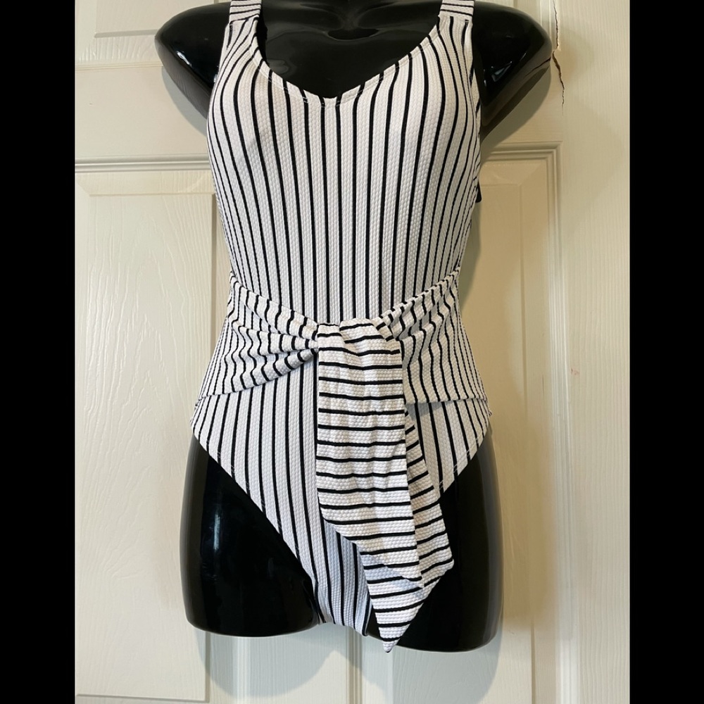 Rachel Roy - Picture 2 of 3